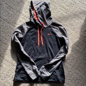 Under Armour Sweatshirt